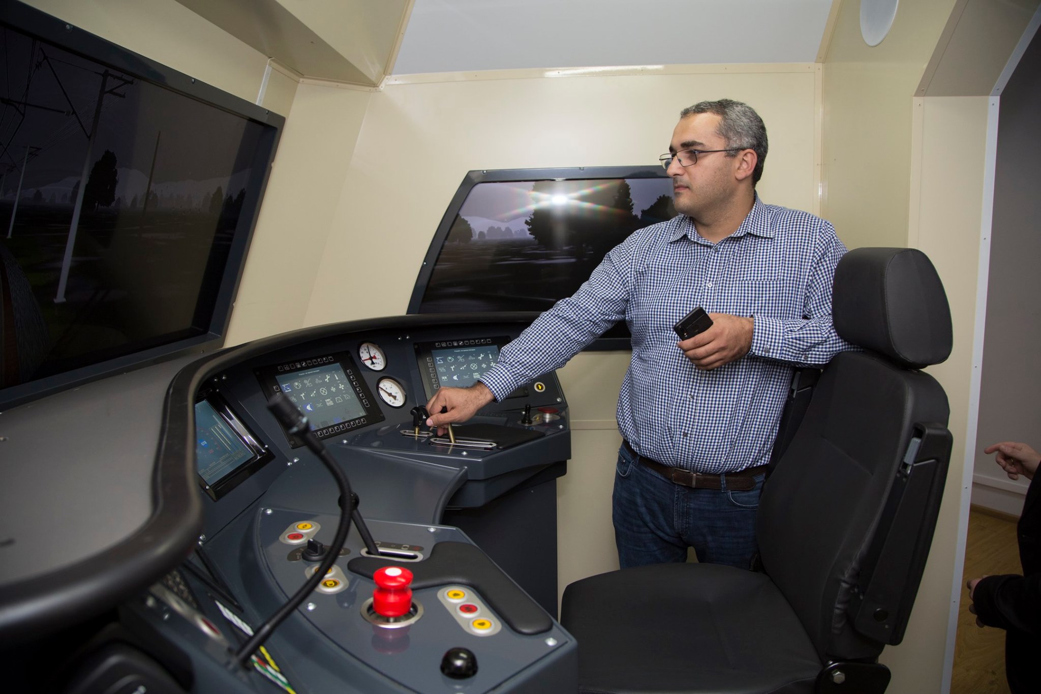 შპს „მარაბდა-კარწახის რკინიგზასა“ და ა(ა) იპ „სარკინიგზო ტრანსპორტის კოლეჯს“ შორის ურთიერთანამშრომლობის შესახებ მემორანდუმს მოეწერა ხელი