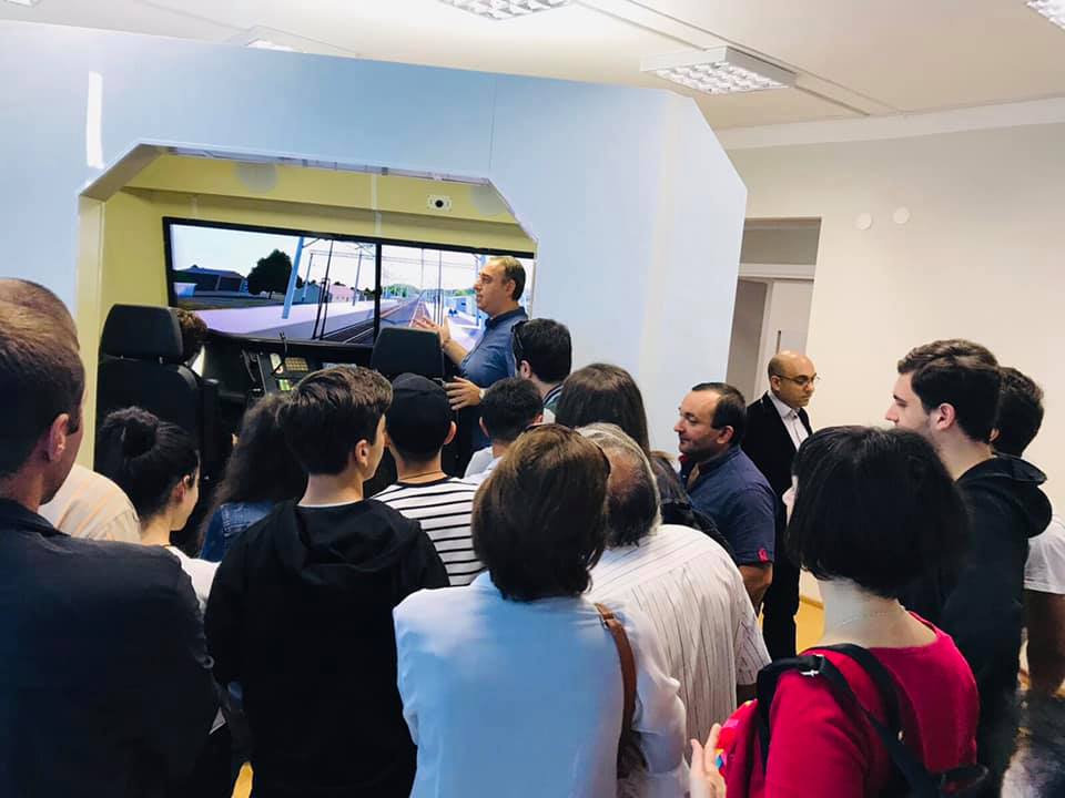 ღია კარის დღე