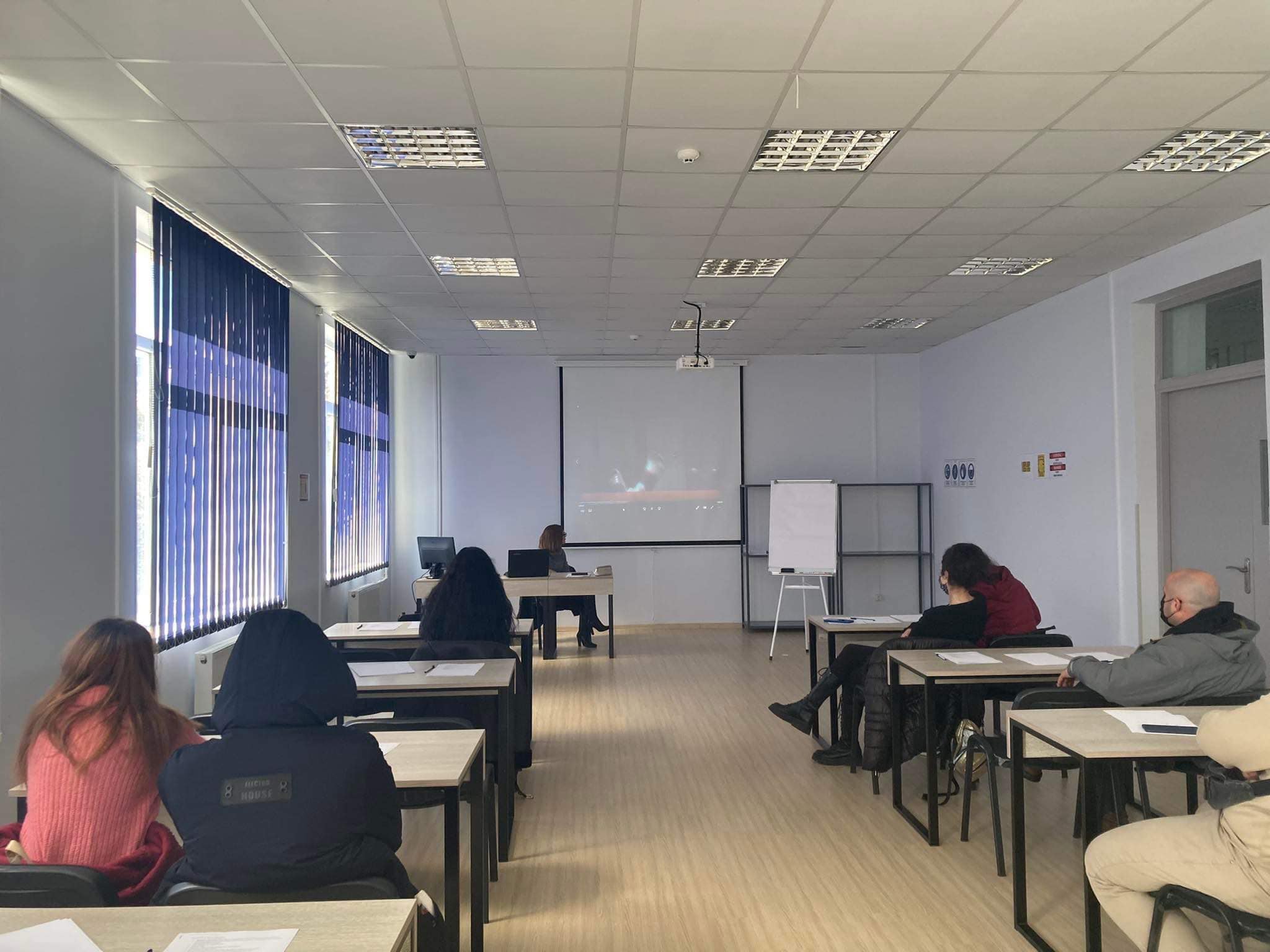 სემინარი თემაზე „ქალთა უფლებები გენდერული გამოწვევების წინაშე“