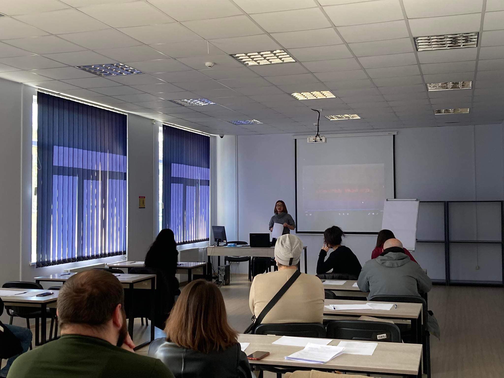 სემინარი თემაზე „ქალთა უფლებები გენდერული გამოწვევების წინაშე“