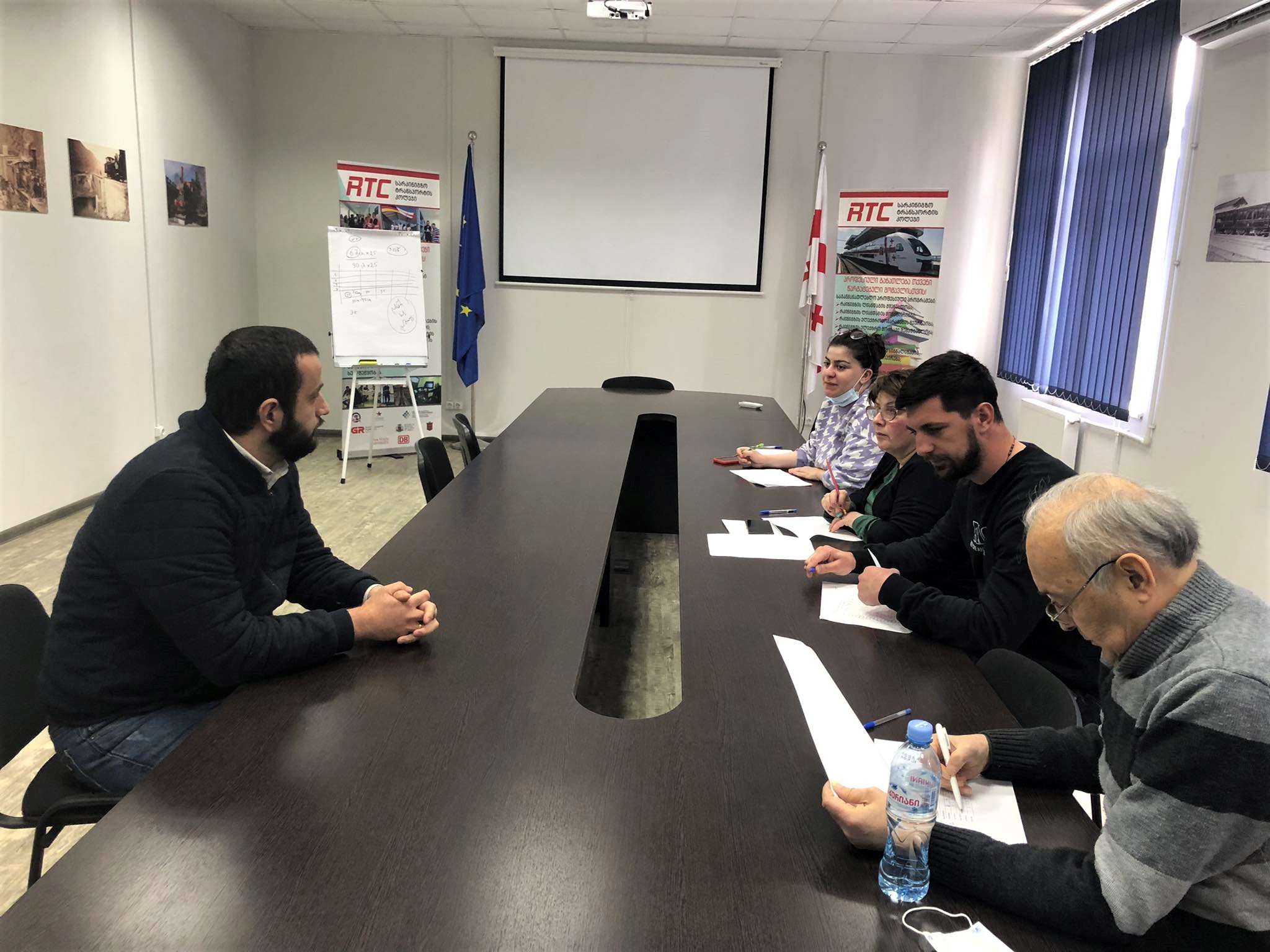 გასაუბრება მოკლევადიან მომზადების პროგრამაზე ტექნიკური ნახაზების მხაზველი