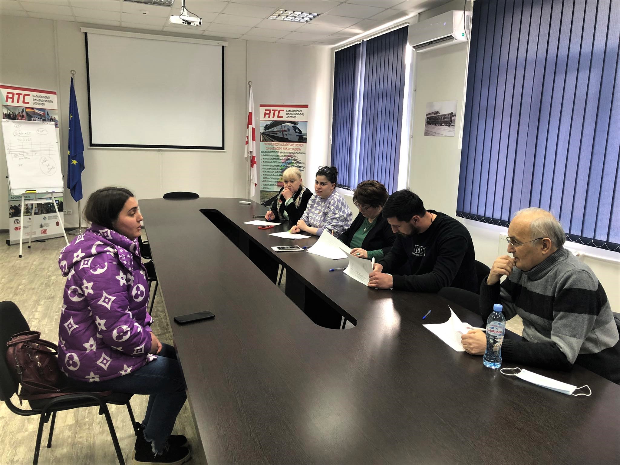 გასაუბრება მოკლევადიან მომზადების პროგრამაზე ტექნიკური ნახაზების მხაზველი