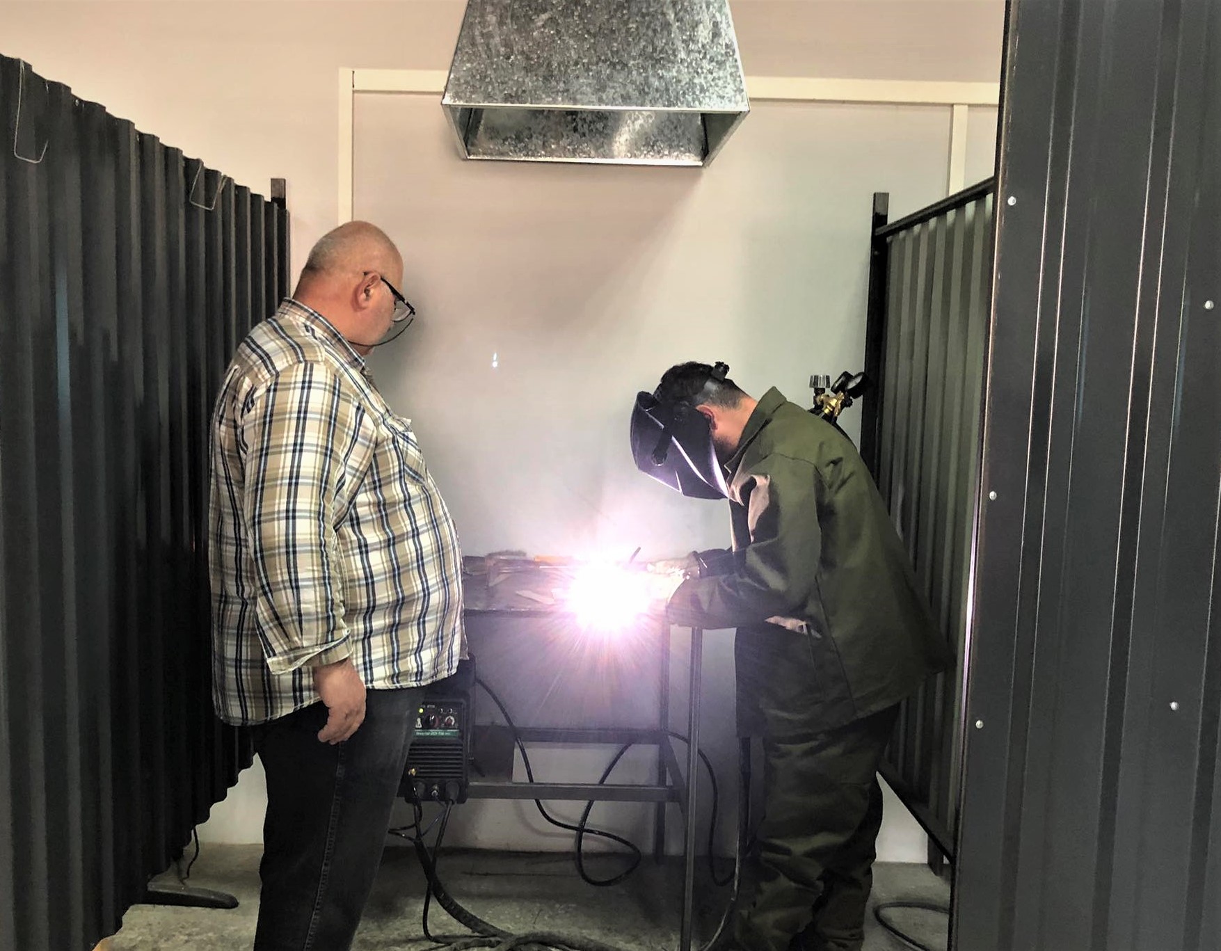 დასკვნითი გამოცდა - არგონ-რკალური შემდუღებელი