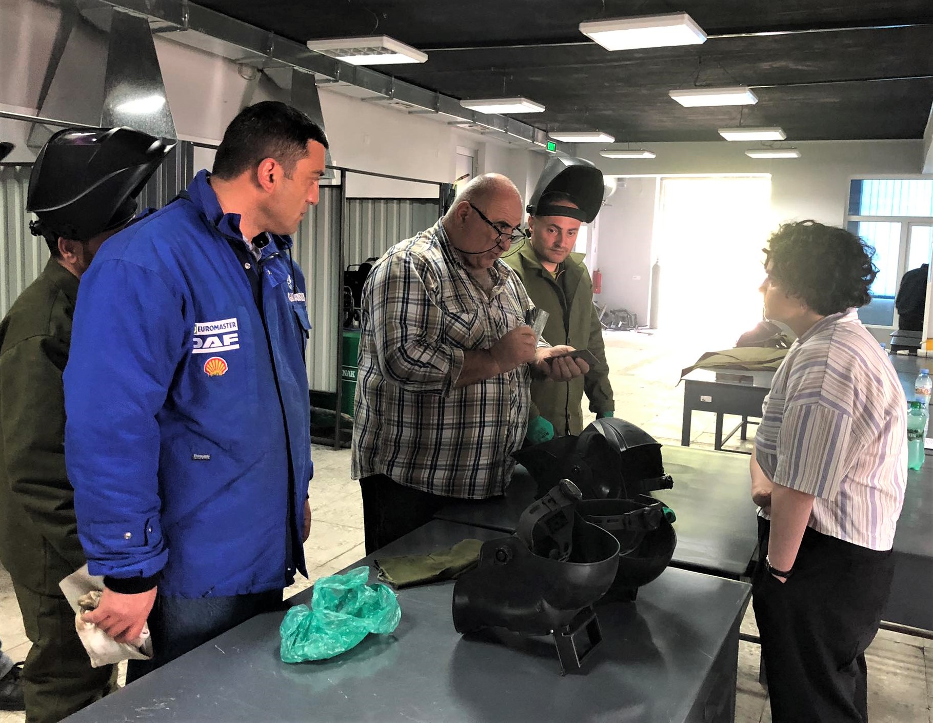 დასკვნითი გამოცდა - არგონ-რკალური შემდუღებელი