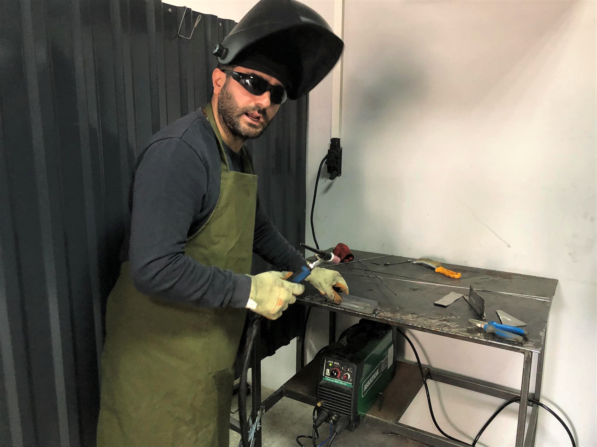 დასკვნითი გამოცდა - არგონ-რკალური შემდუღებელი