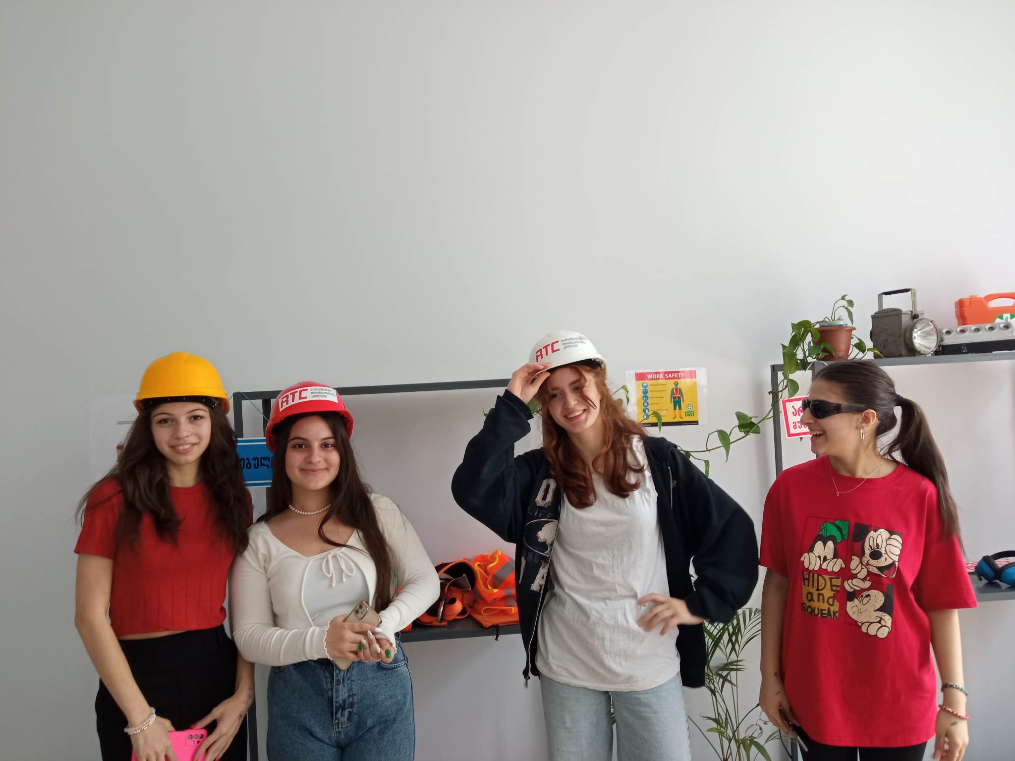 სსიპ ვახტანგ გზირიშვილის სახელობის ქალაქ თბილისის 173-ე საჯარო  სკოლის მოსწავლეების სტუმრობა