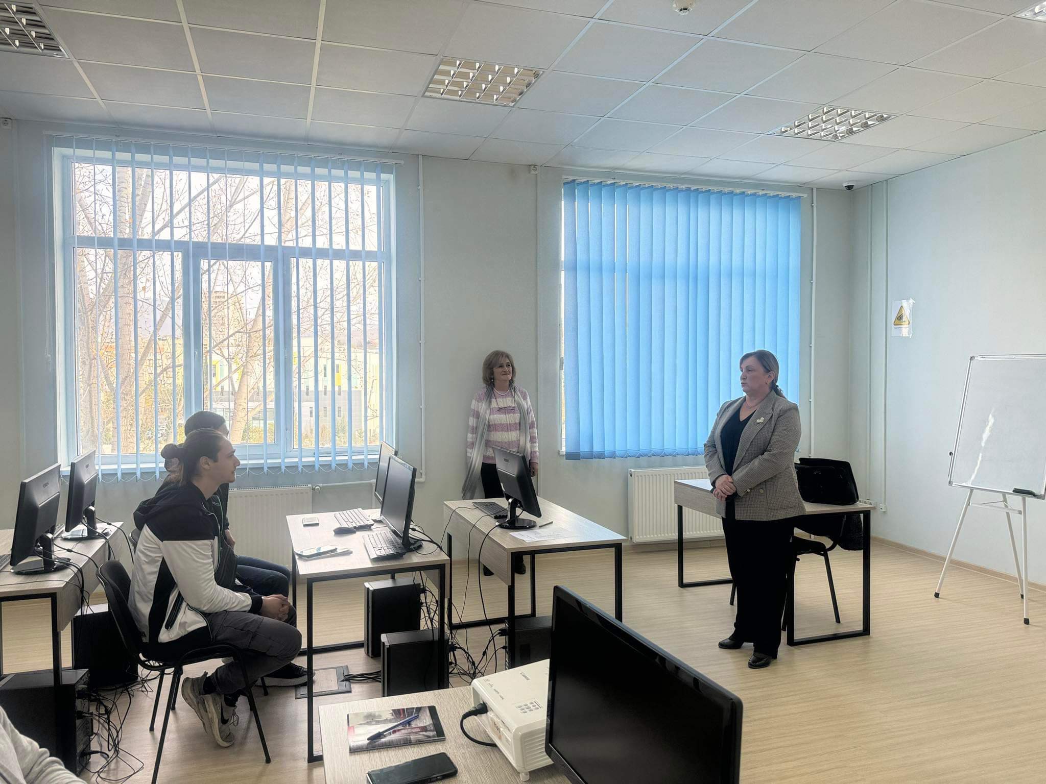 სარკინიგზო ტრანსპორტის კოლეჯში 2023 წლის მიღებაზე ჩარიცხული პროფესიული სტუდენტებისთვის სასწავლო პროცესი დაიწყო