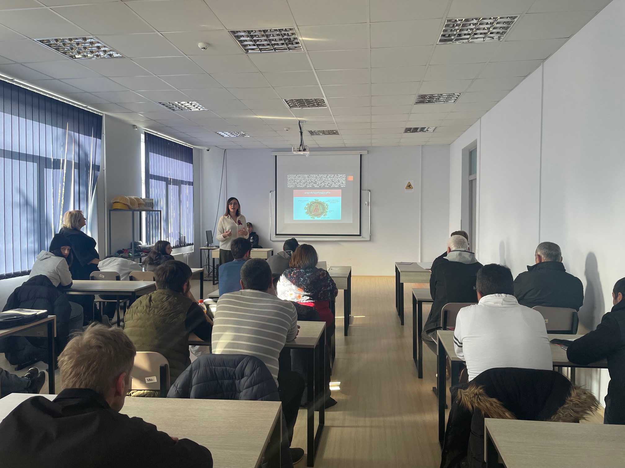 1 დეკემბერი აივ ინფექცია/შიდსთან ბრძოლის მსოფლიო დღეა