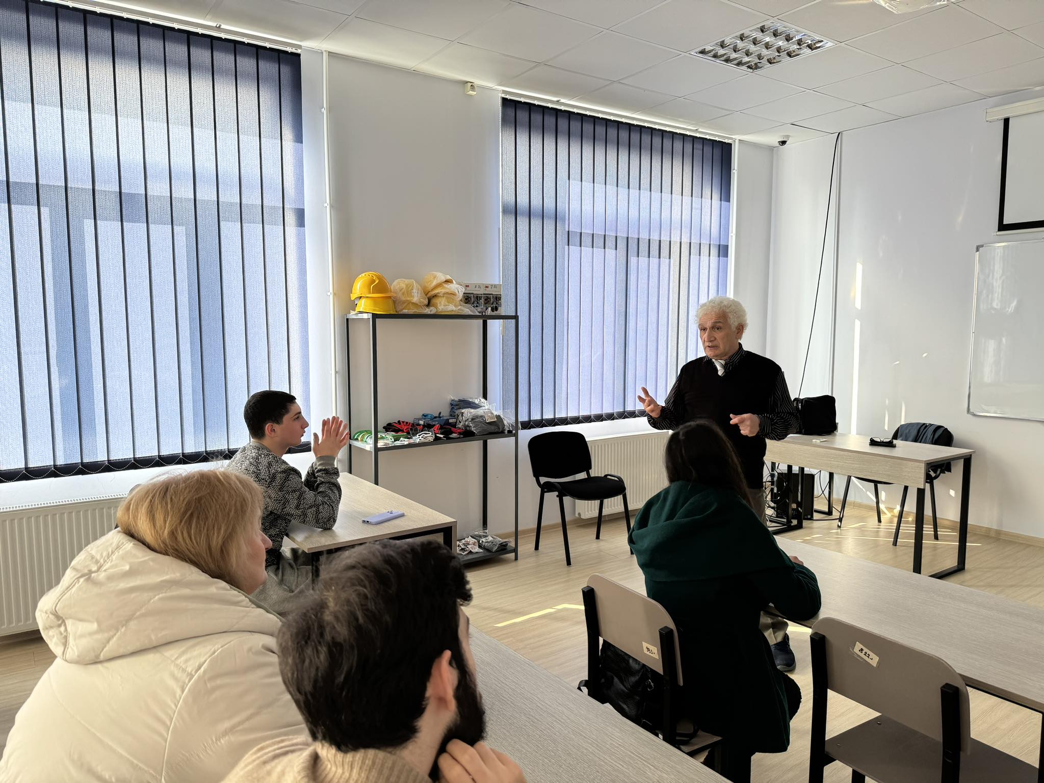 საჯარო ლექცია ნარკოტიკების შესახებ