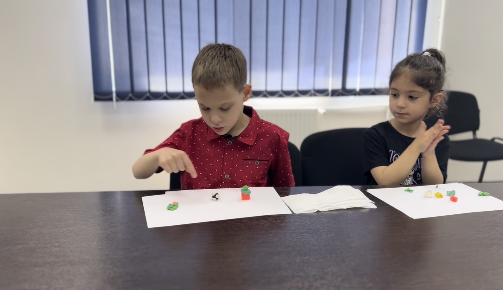 ა(ა)იპ სარკინიგზო ტრანსპორტის კოლეჯი გილოცავთ ბავშვთა დაცვის საერთაშორისო დღეს