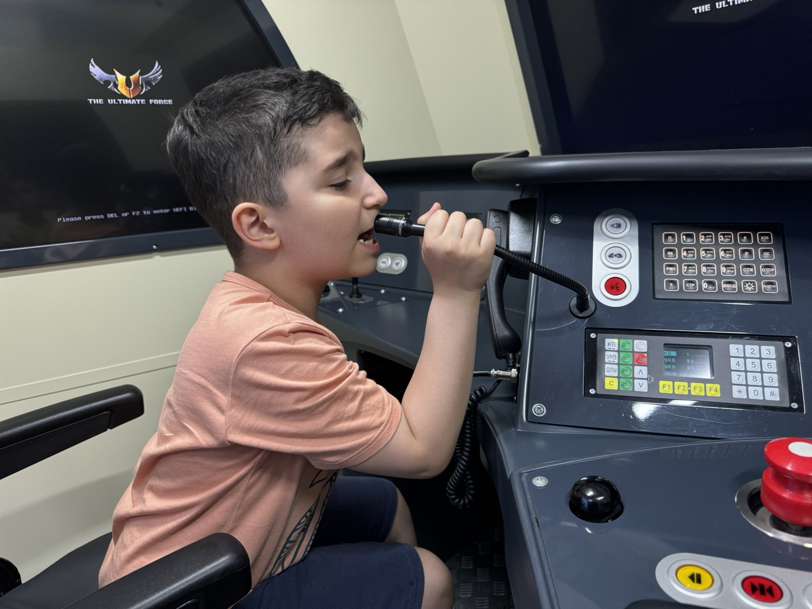 ა(ა)იპ სარკინიგზო ტრანსპორტის კოლეჯი გილოცავთ ბავშვთა დაცვის საერთაშორისო დღეს