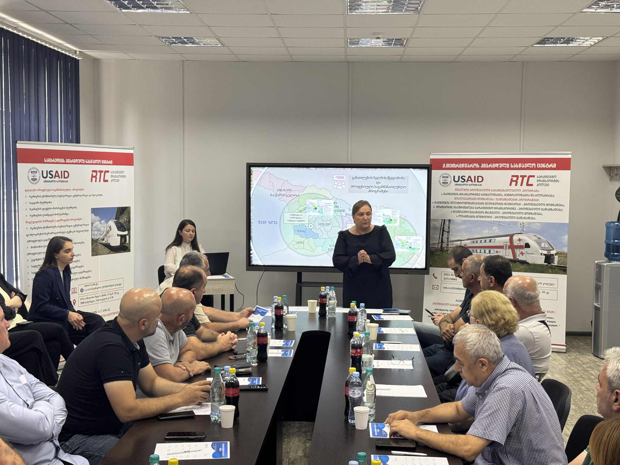 სარკინიგზო ტრანსპორტის სააგენტოსა და დამსაქმებელი კომპანიების ვიზიტი სარკინიგზო ტრანსპორტის კოლეჯში