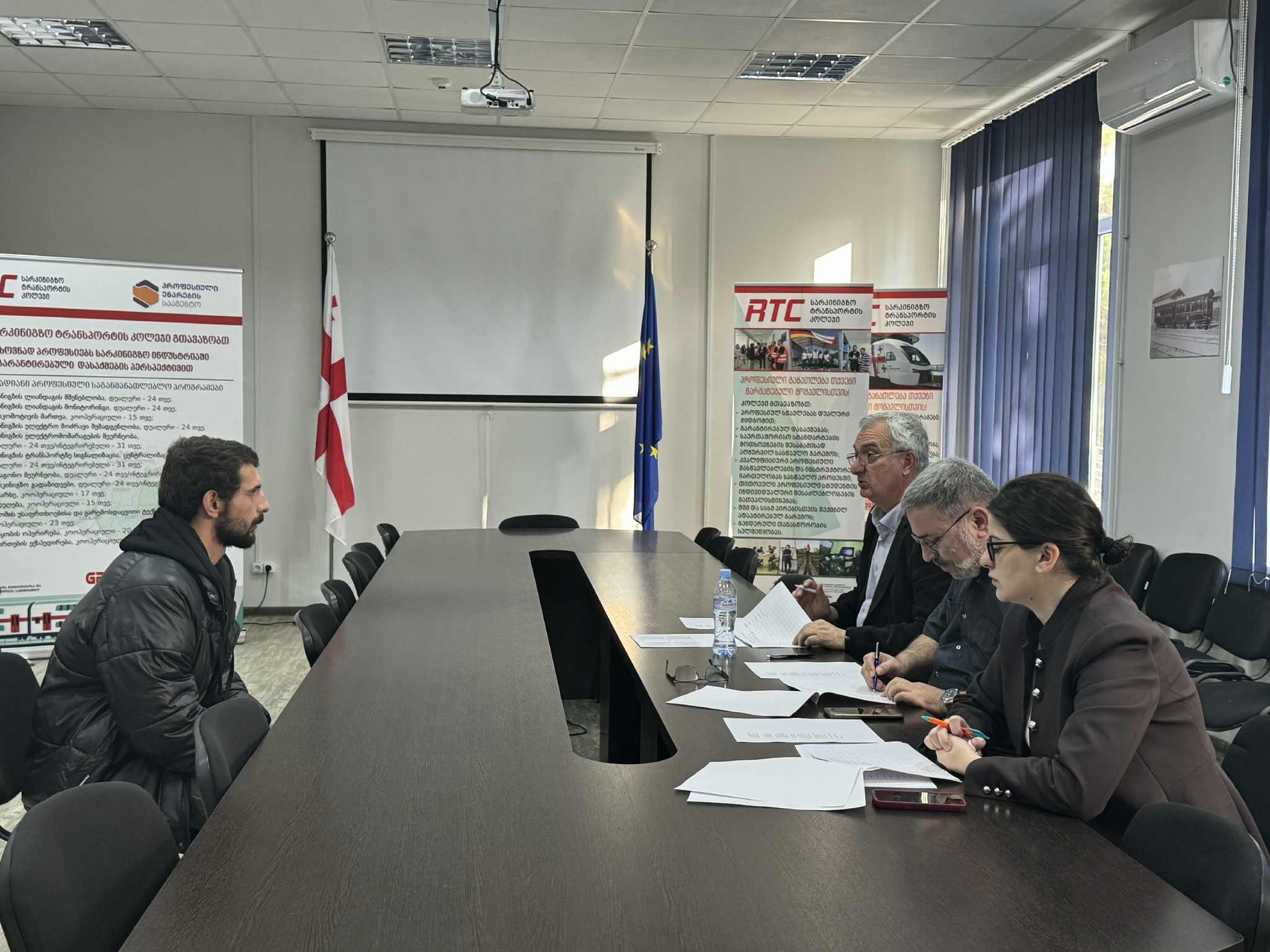 მოკლევადიანი გადამზადების  პროგრამაზე - „ლიფტების ტექნიკური მომსახურება და რემონტი“  მსმენელთა შერჩევა